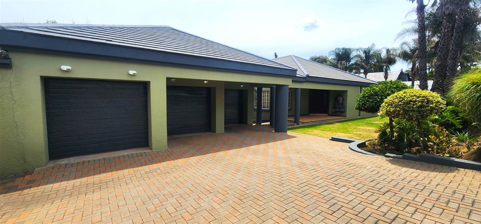 5 Bed House in Boksburg West photo number 3