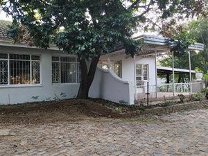 2 Bed Garden Cottage in Glen Austin