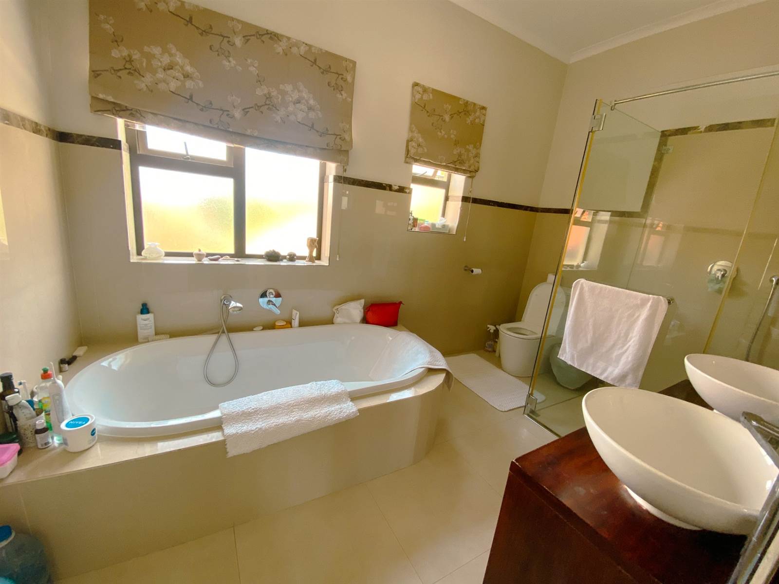 4 Bed Townhouse in Hout Bay and surrounds photo number 7