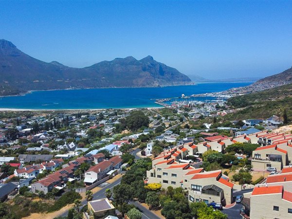 4 Bed Townhouse in Hout Bay and surrounds