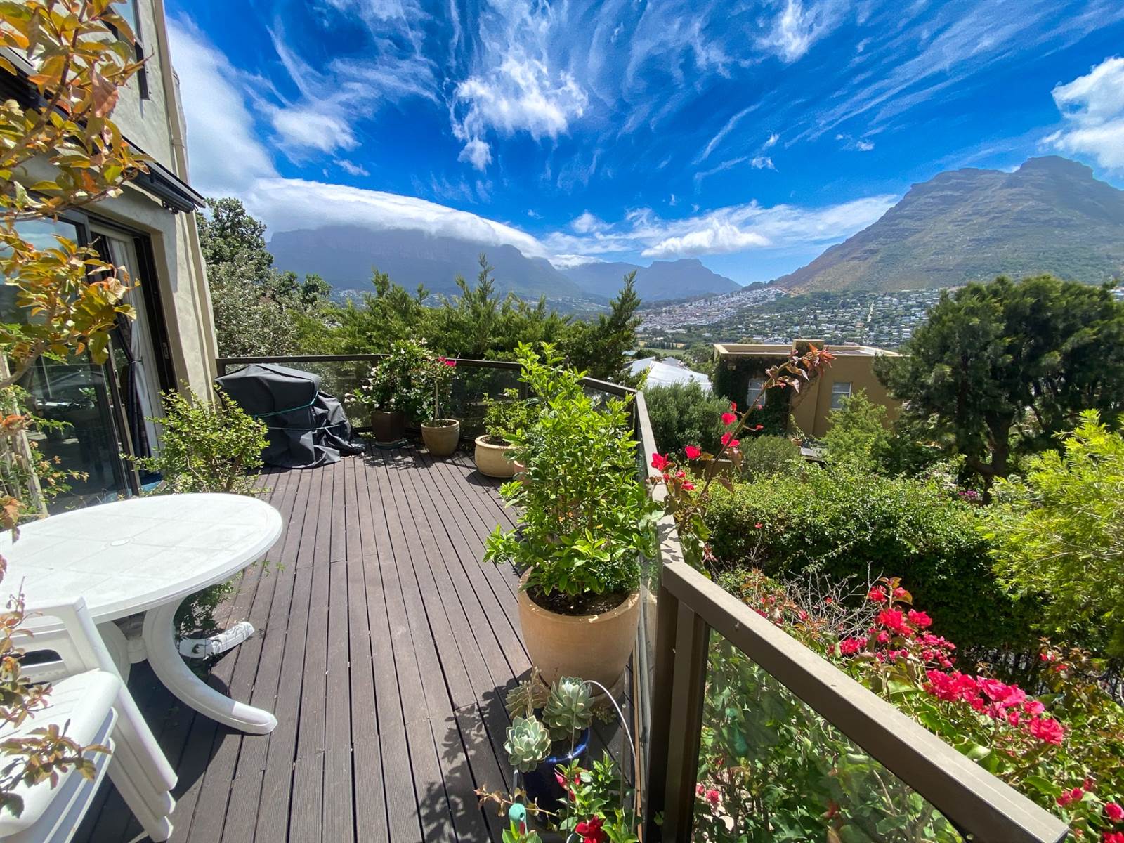 4 Bed Townhouse in Hout Bay and surrounds photo number 19
