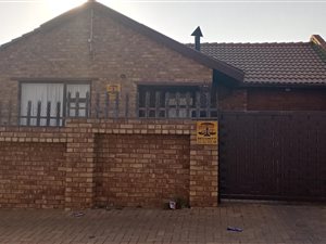 3 Bed House in Ratanda
