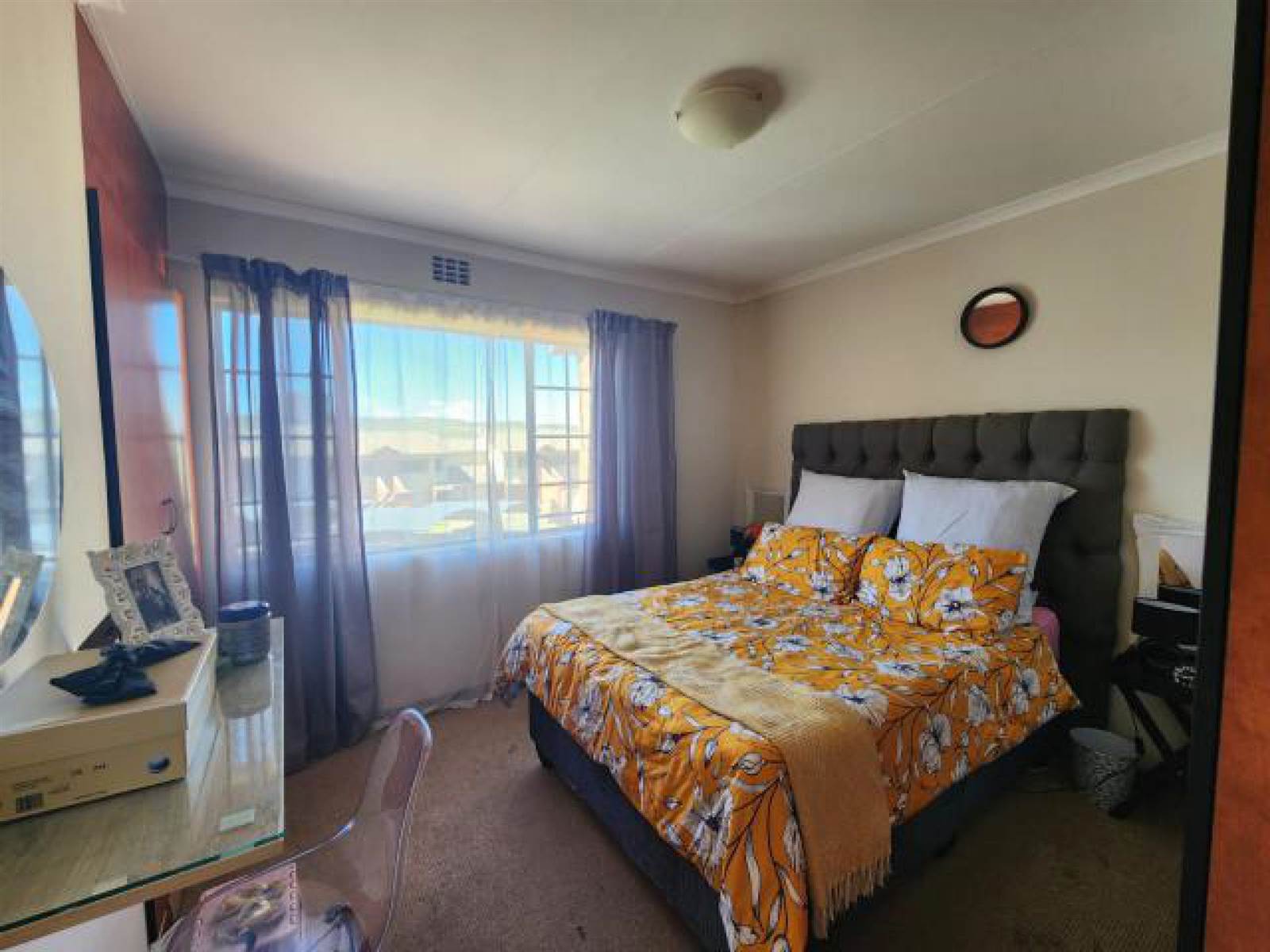 2 Bed Townhouse in Bloemfontein photo number 10