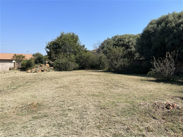 804 m² Land