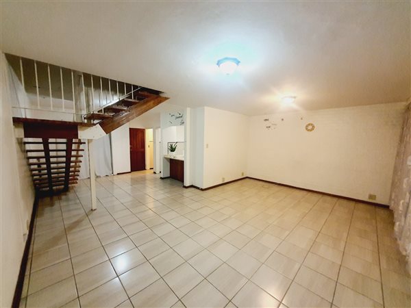3 Bedroom Townhouse 3 Bedroom Townhouse