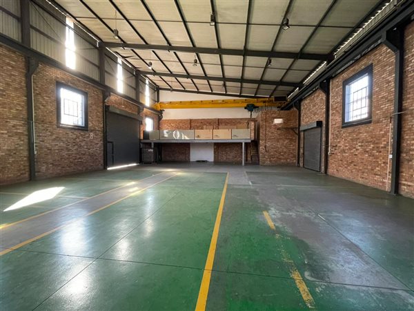 541  m² Industrial space