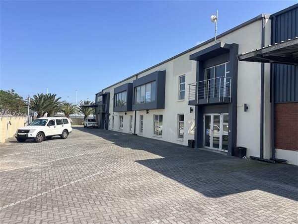 865  m² Industrial space