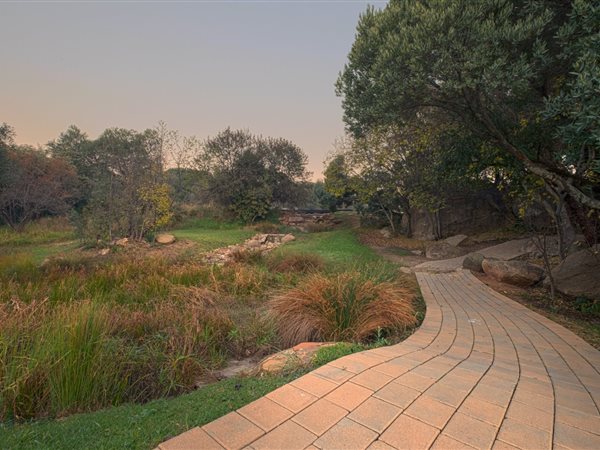 608 m² Land 608 m² Land