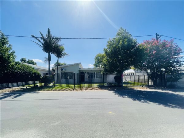 4 Bed House in Rawsonville