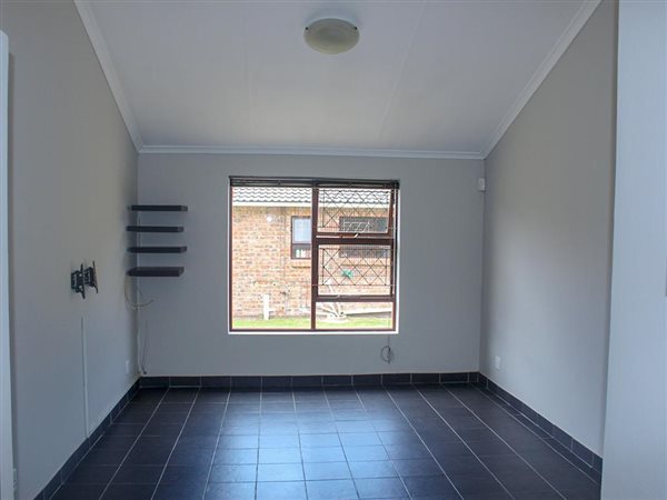 2 Bed Townhouse in Kamma Park