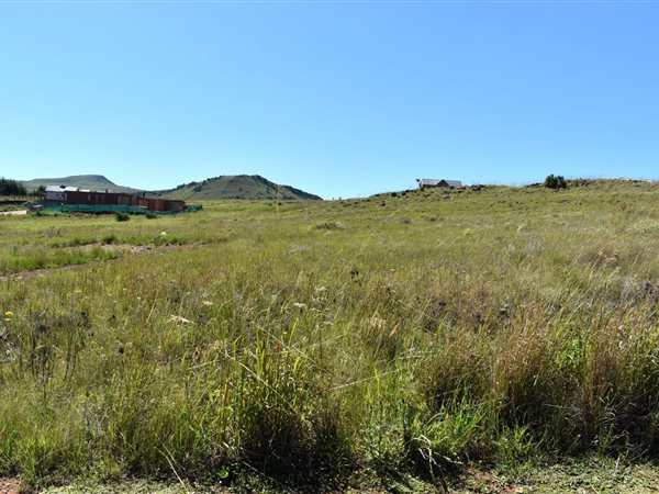 875 m² Land