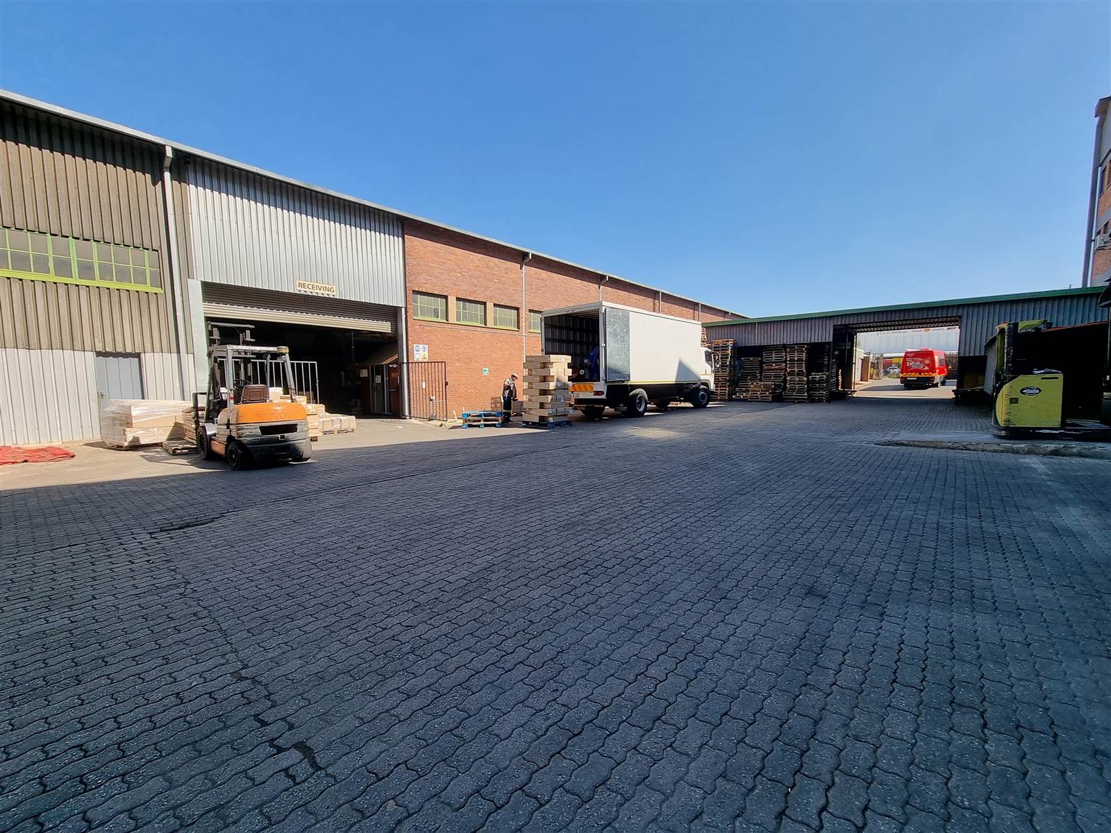 2500  m² Industrial space in Isando photo number 16