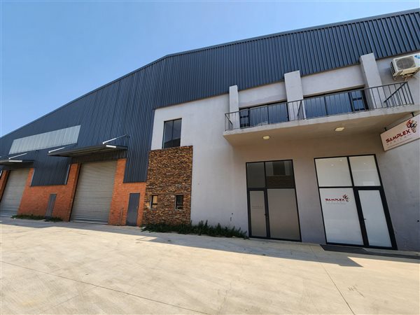 486  m² Industrial space in Roodepoort Central