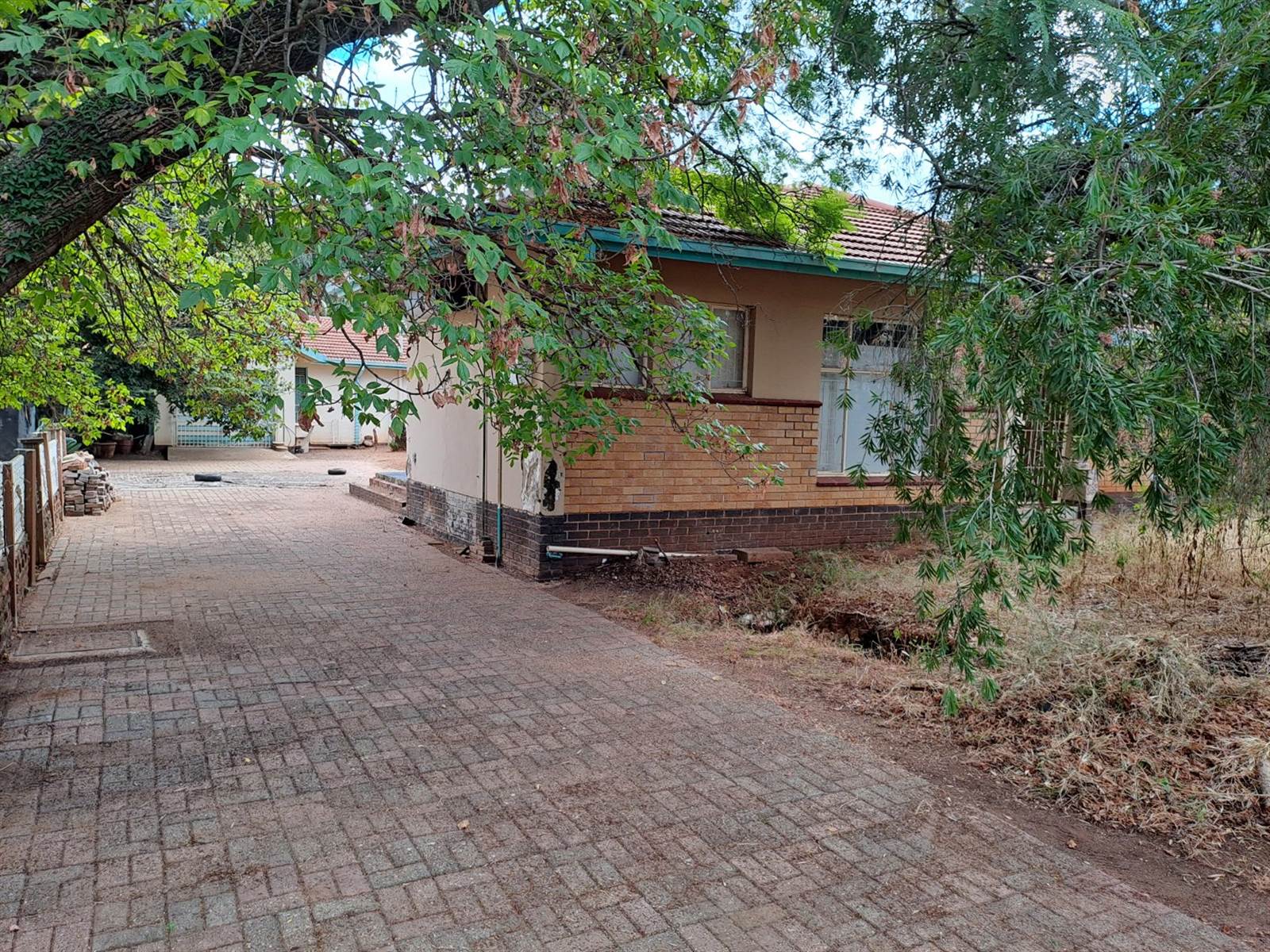 3 Bed House in Polokwane Central photo number 4