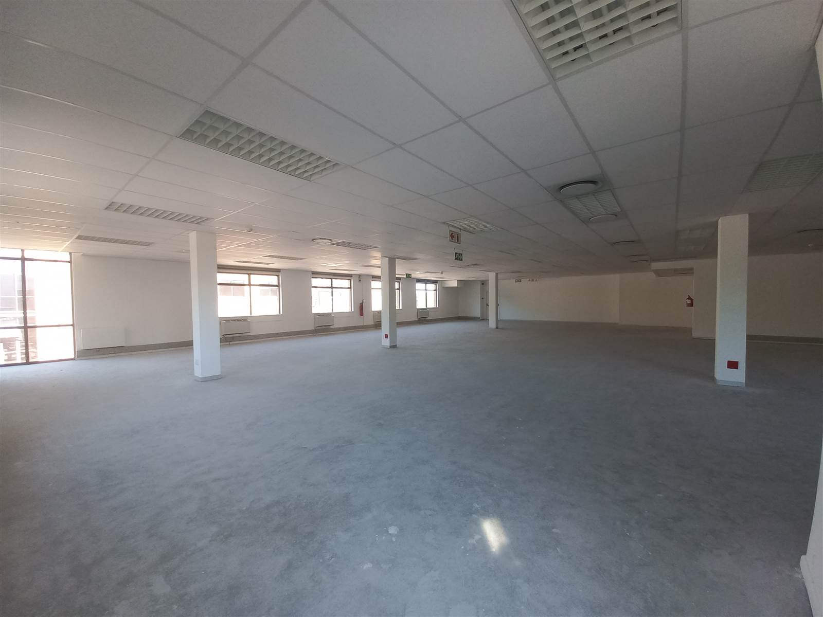 406.65  m² Commercial space in Plattekloof photo number 11