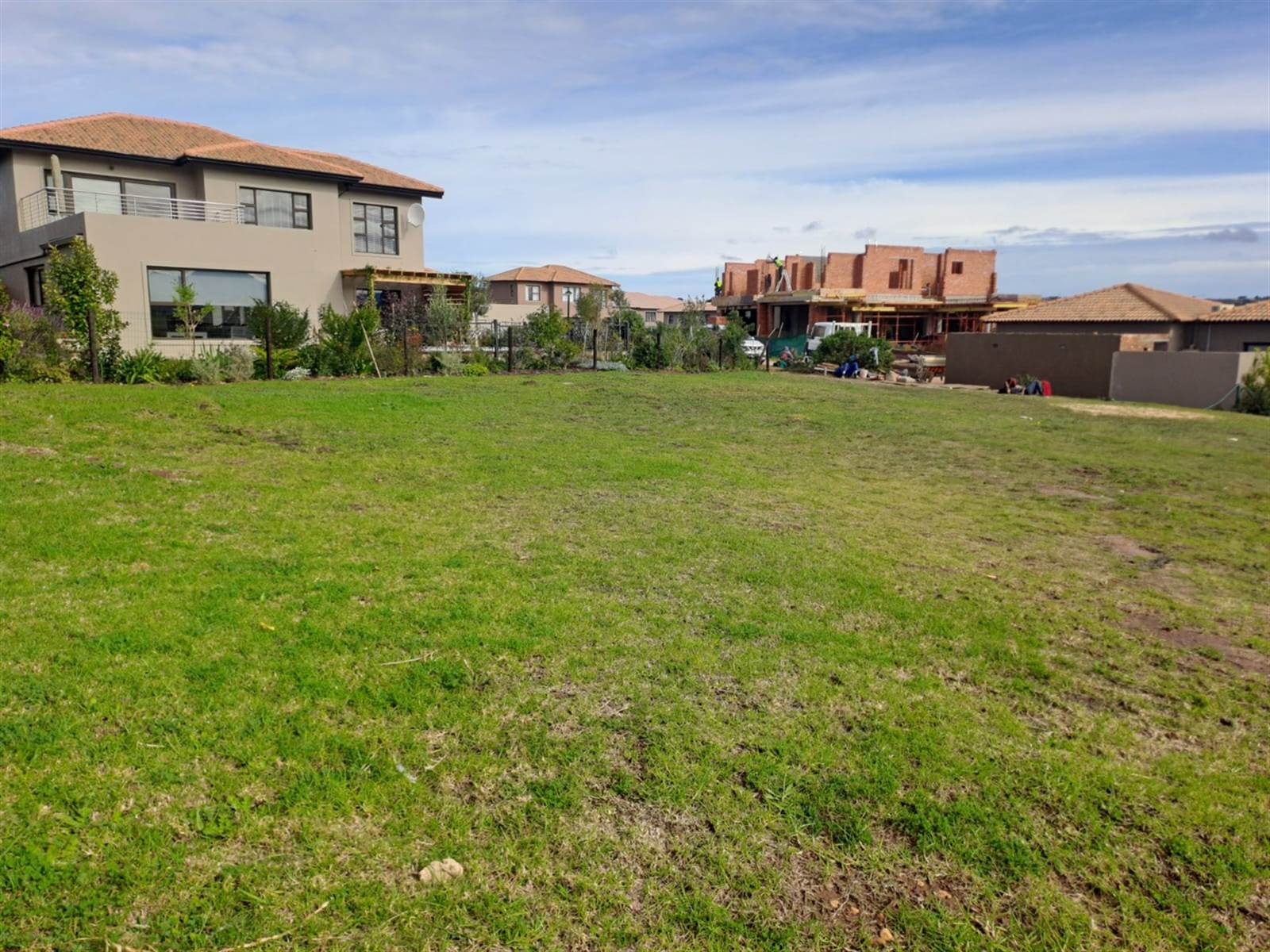 872 m² Land available in The Hill Estate photo number 1