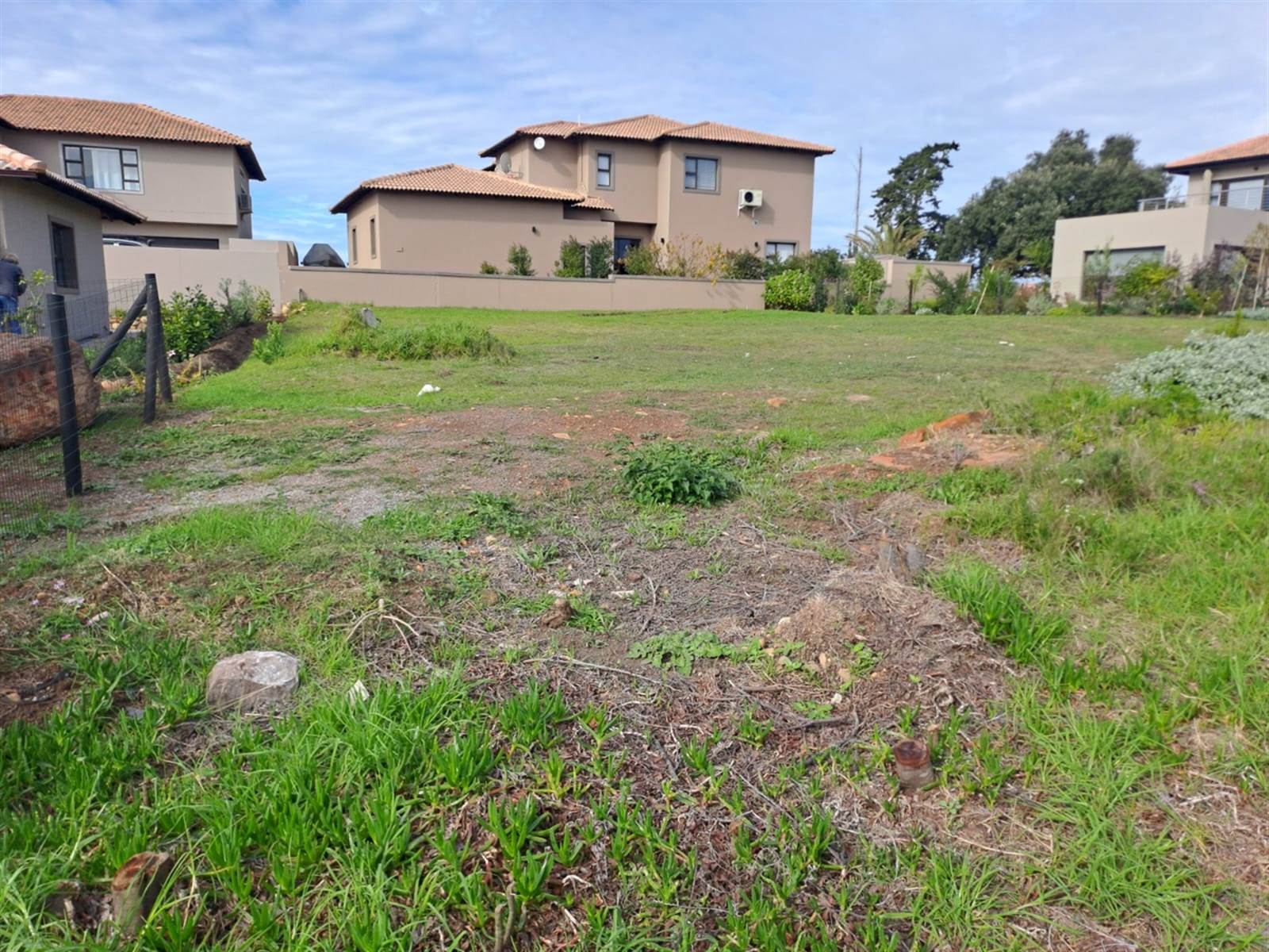 872 m² Land available in The Hill Estate photo number 11