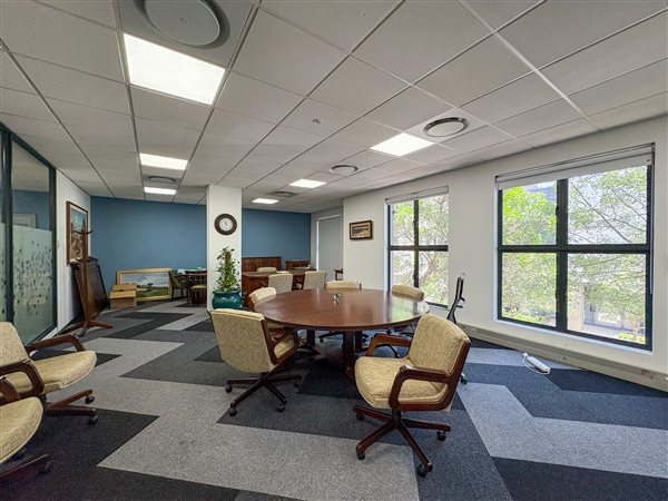 164 m² Commercial space 164 m² Commercial space