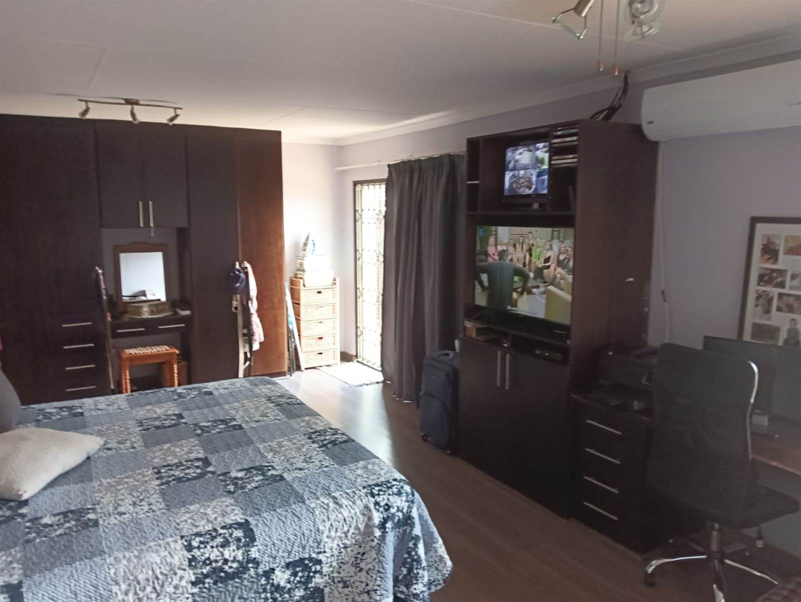 2 Bed House in Secunda photo number 16