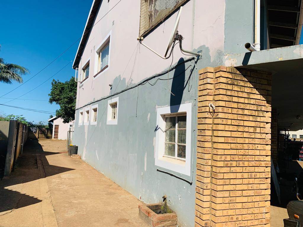997  m² Commercial space in Hluhluwe photo number 13