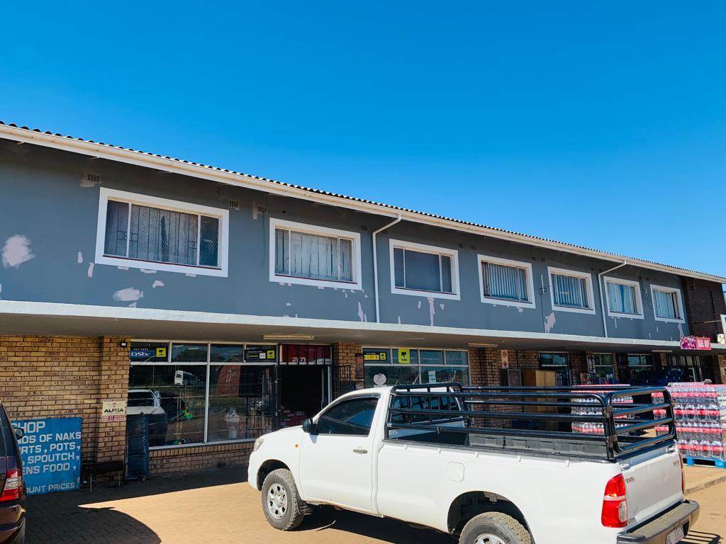 997  m² Commercial space in Hluhluwe photo number 2