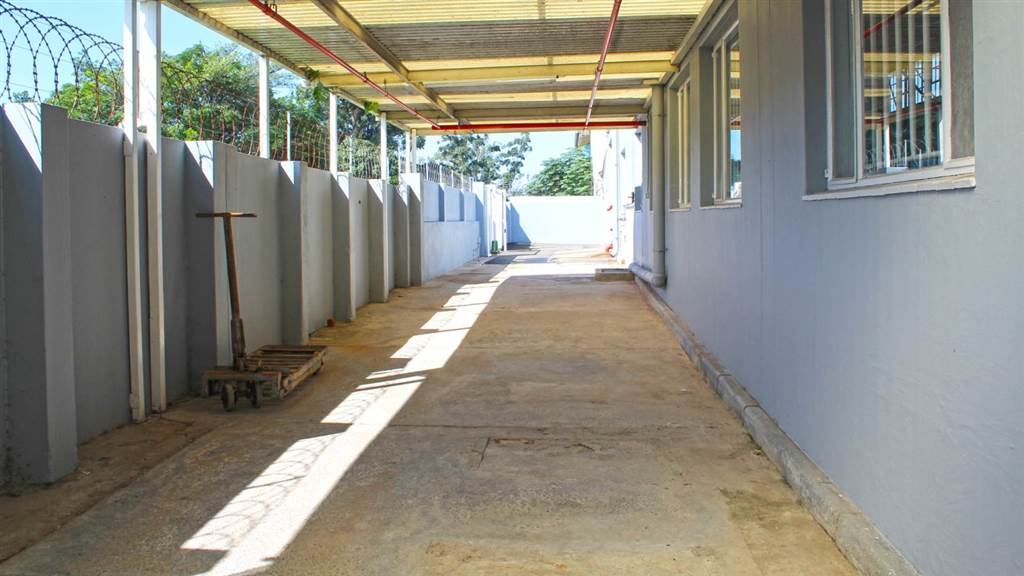 1048  m² Industrial space in Pinetown Central photo number 5