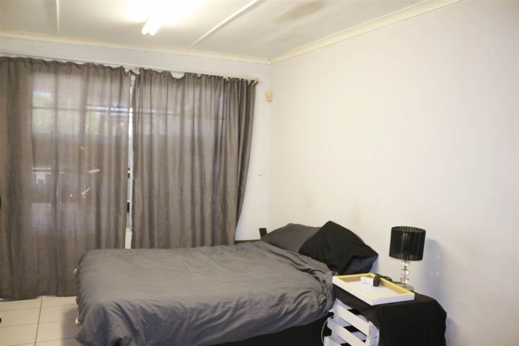 4 Bed House in Port Alfred photo number 18
