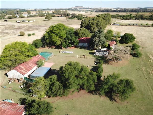 8.3 ha Smallholding 8.3 ha Smallholding