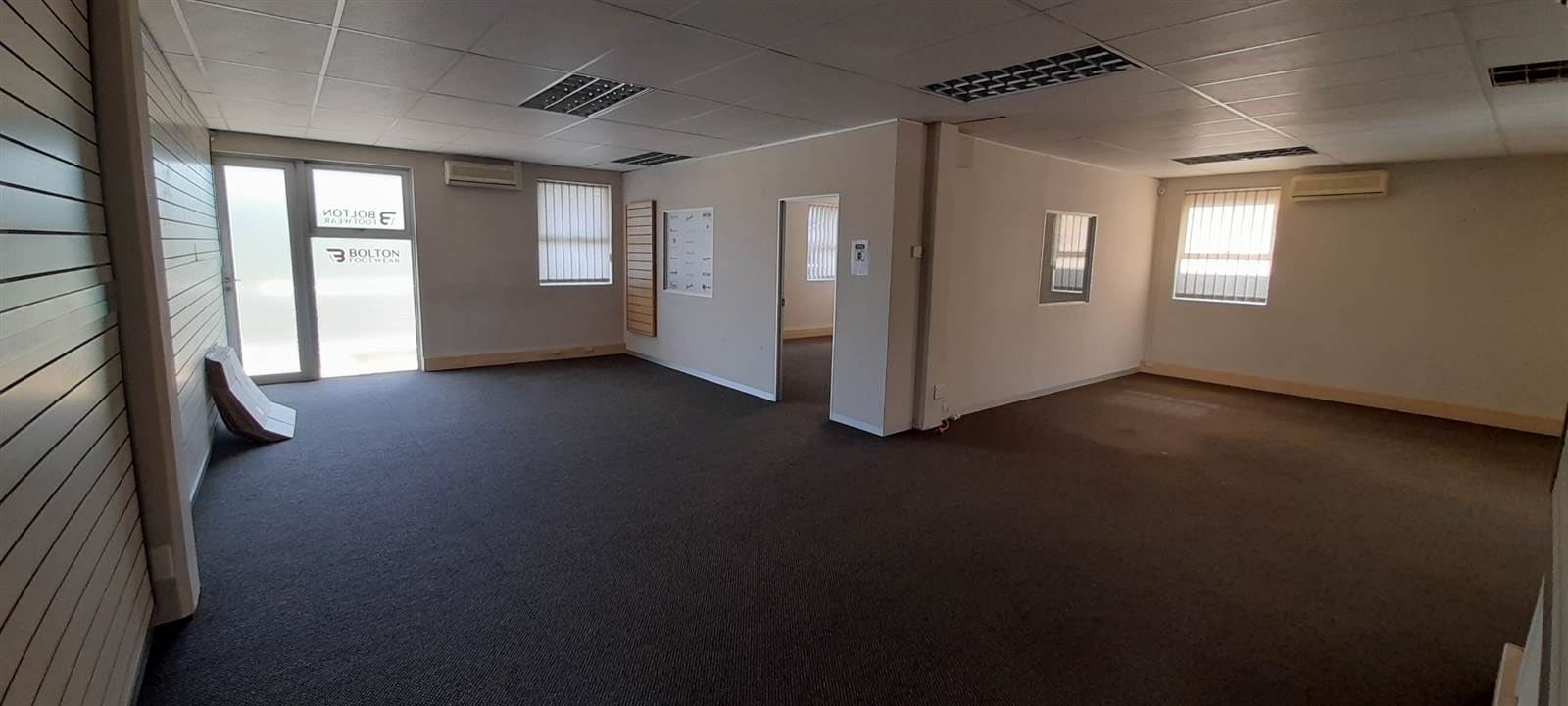 230  m² Commercial space in Sunningdale photo number 1