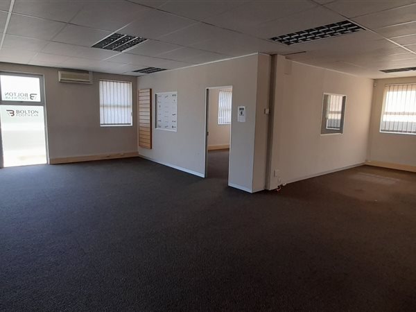 230  m² Commercial space in Sunningdale