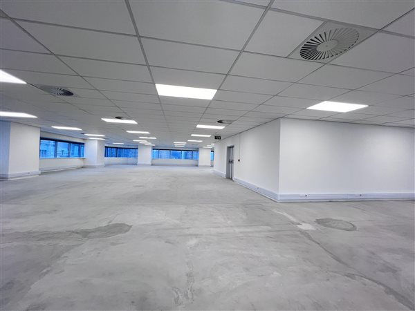 1091  m² Commercial space