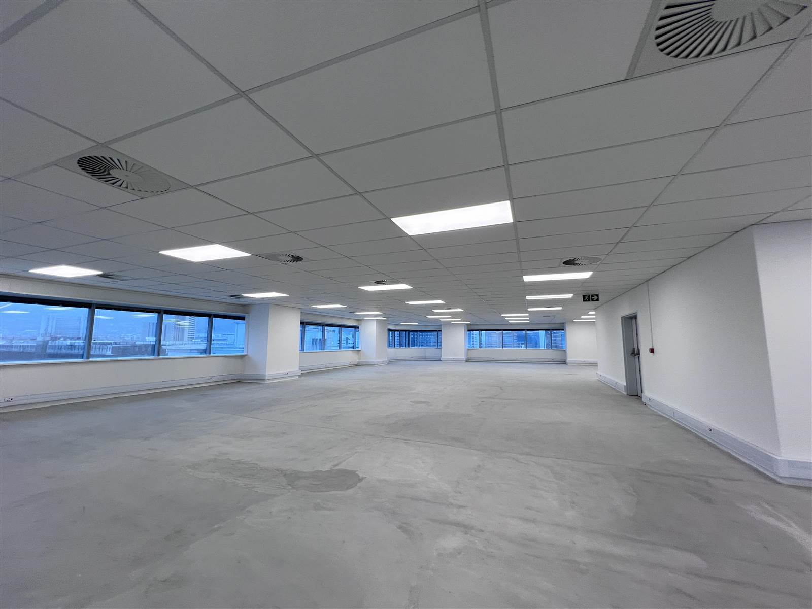 1091  m² Commercial space in Foreshore photo number 3