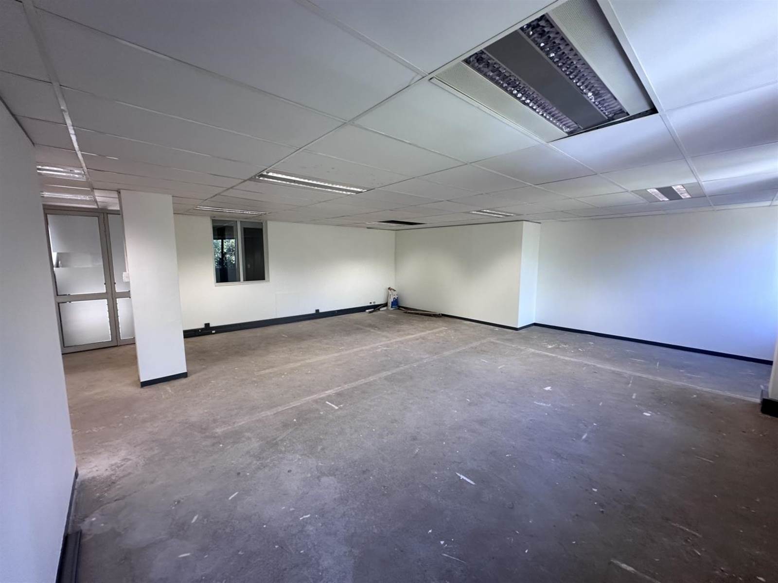 5872  m² Commercial space in Faerie Glen photo number 5
