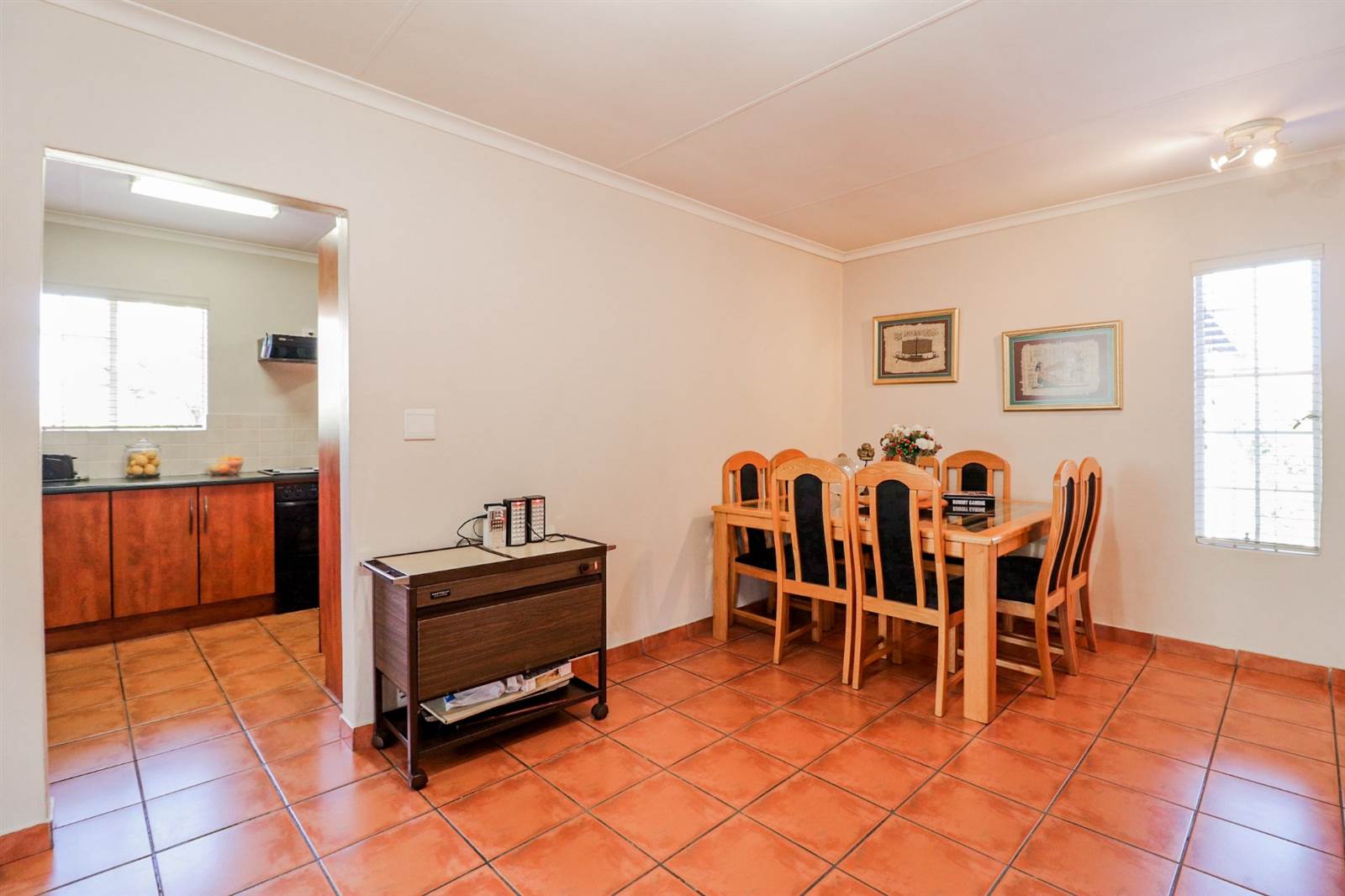 3 Bed Townhouse in Olivedale photo number 6