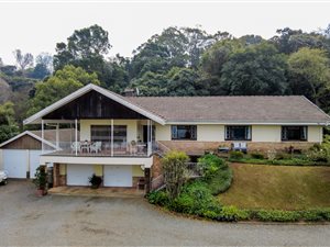 4 Bed House in Worlds View