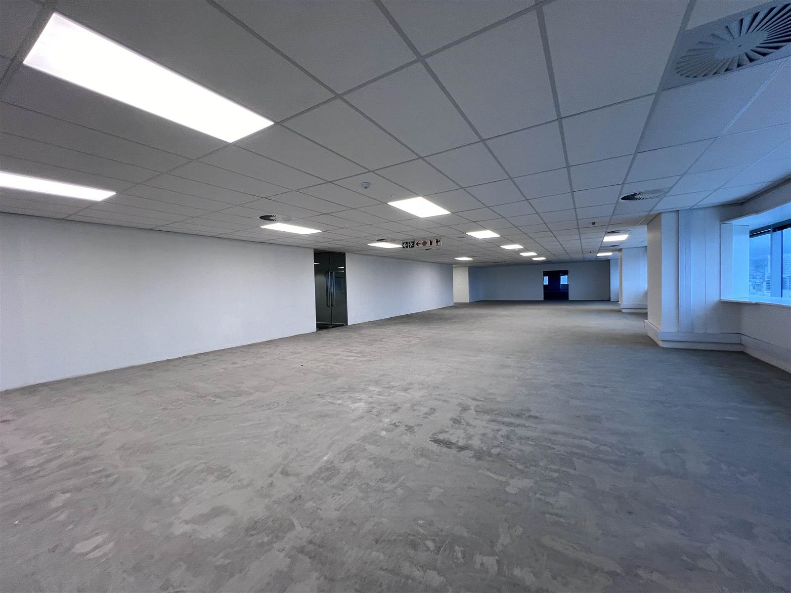 525  m² Commercial space in Foreshore photo number 4