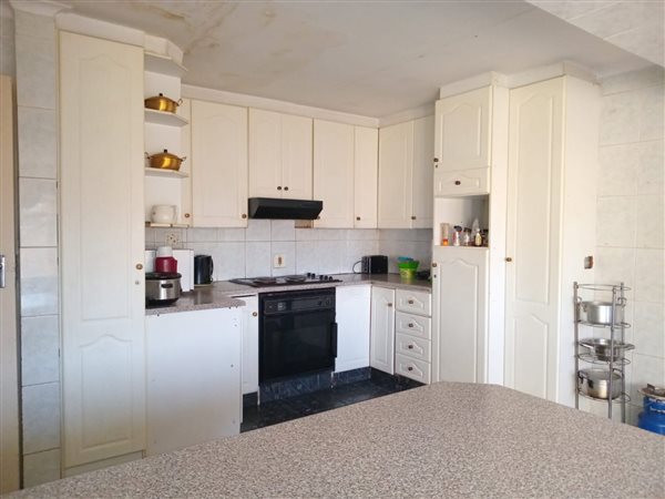 3 Bedroom House 3 Bedroom House