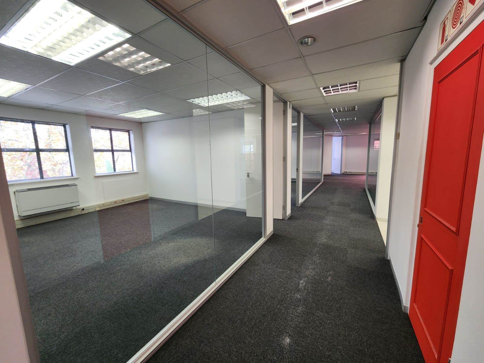 330  m² Commercial space in Kenilworth photo number 5
