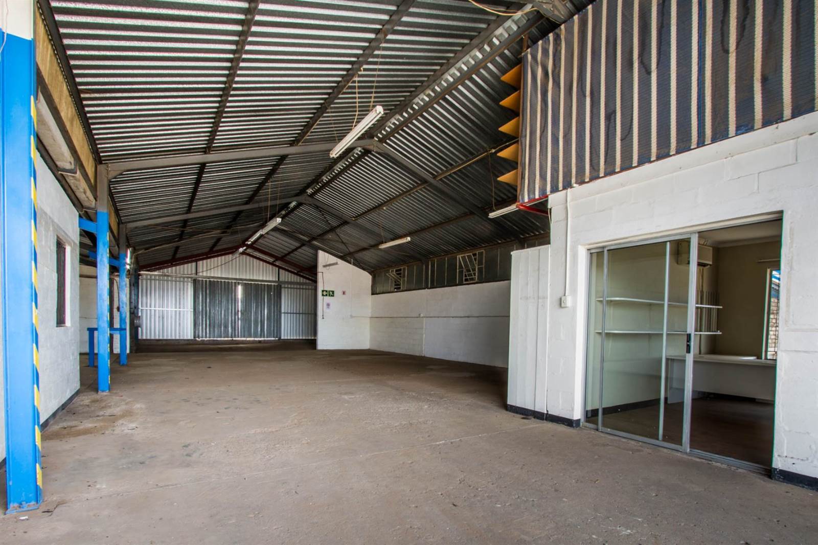 500  m² Commercial space in Oudtshoorn Central photo number 7