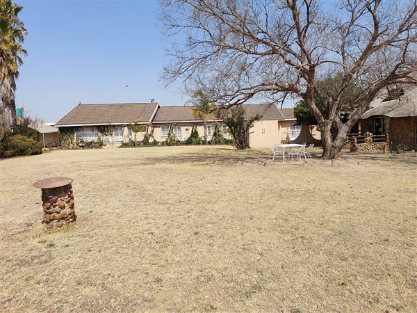 21.4 ha Farm in Witbank Central