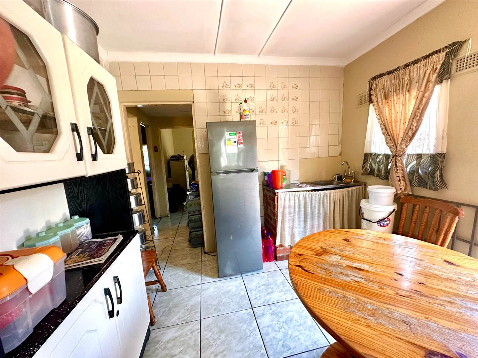 4 Bed House in Umlazi photo number 6