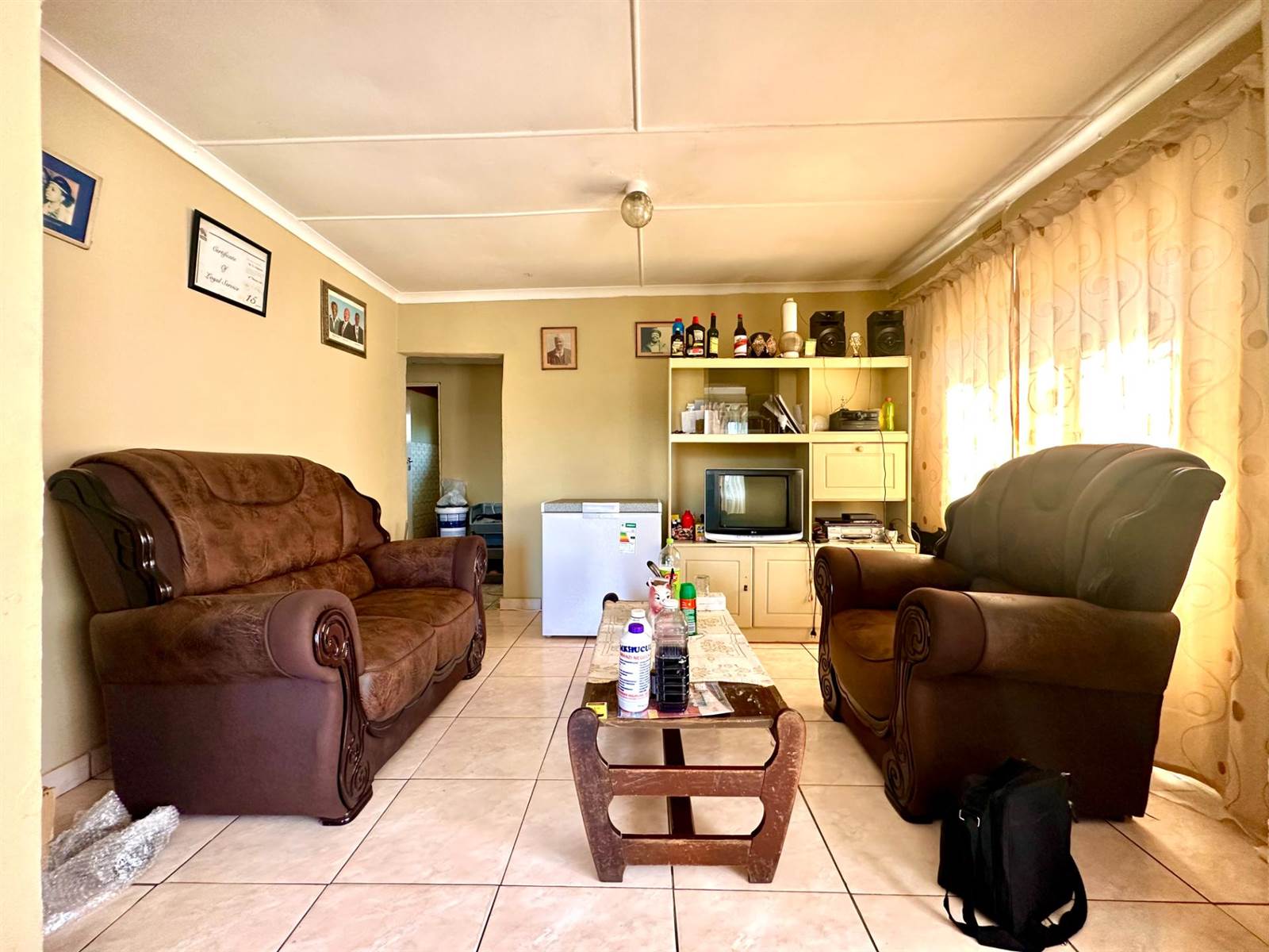 4 Bed House in Umlazi photo number 7