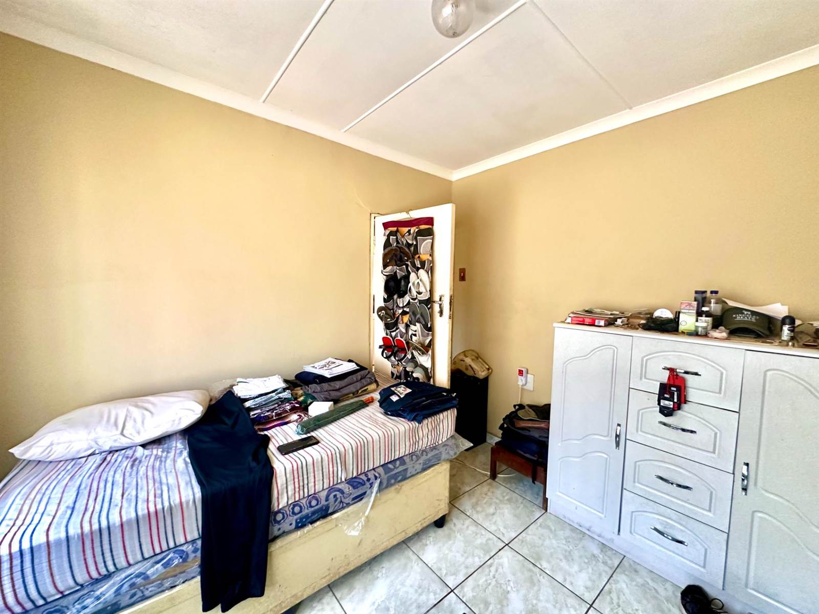 4 Bed House in Umlazi photo number 13