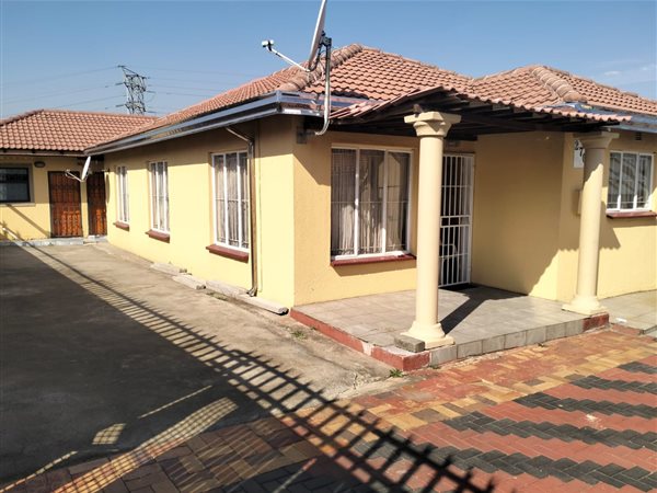 3 Bedroom House 3 Bedroom House
