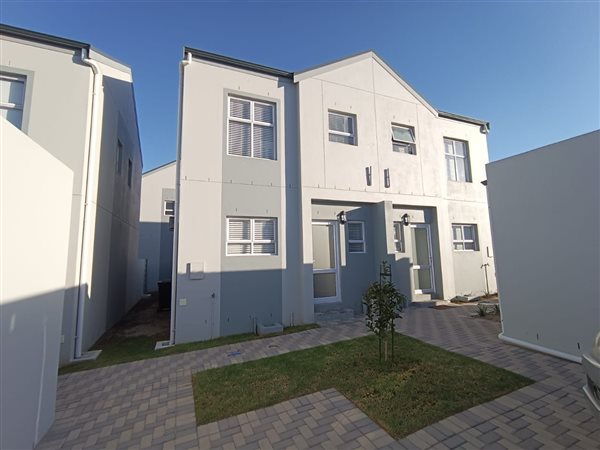 2 Bed Townhouse in Northern Paarl