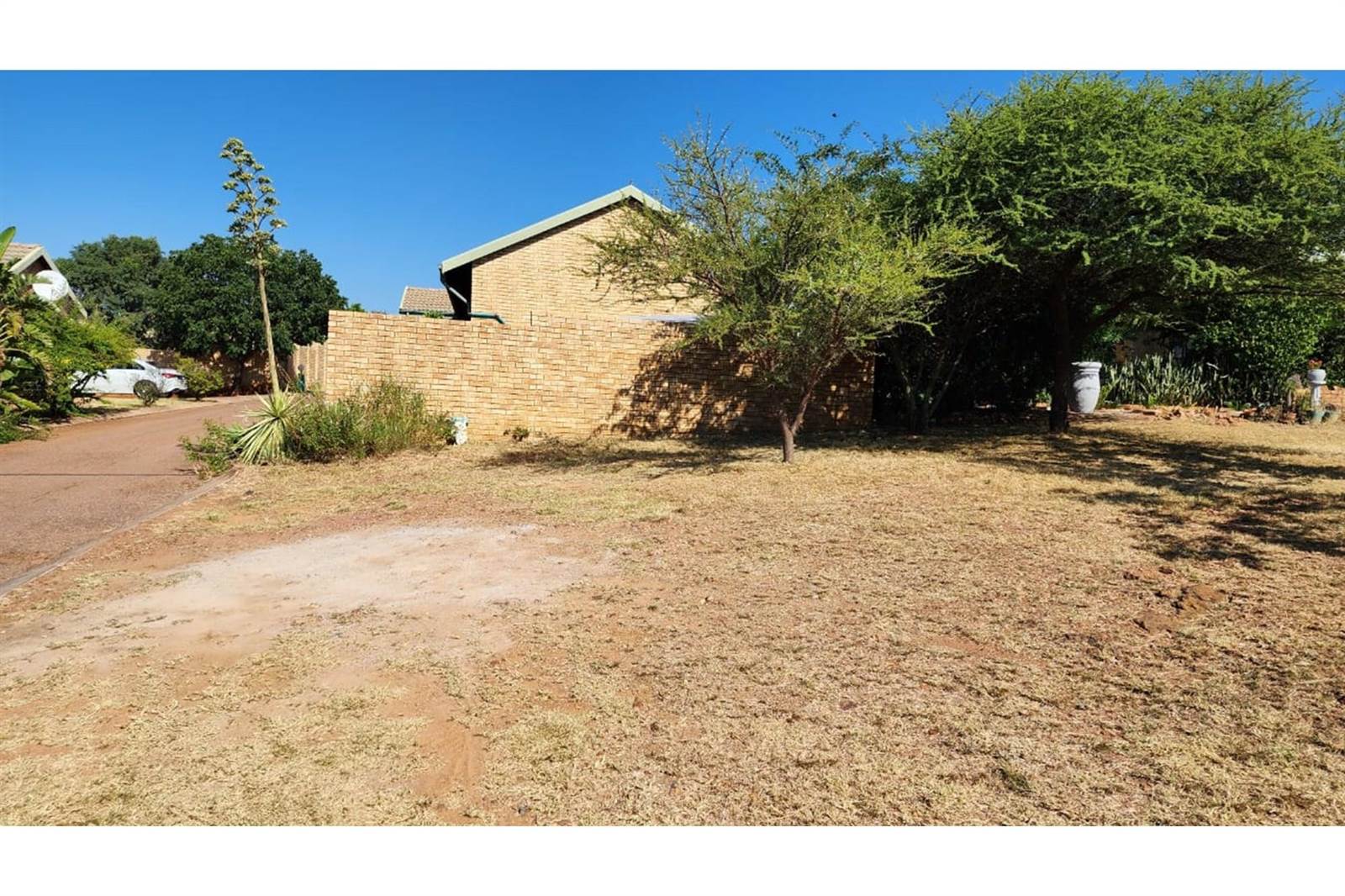 758 m² Land available in Bela-Bela (Warmbaths) photo number 2