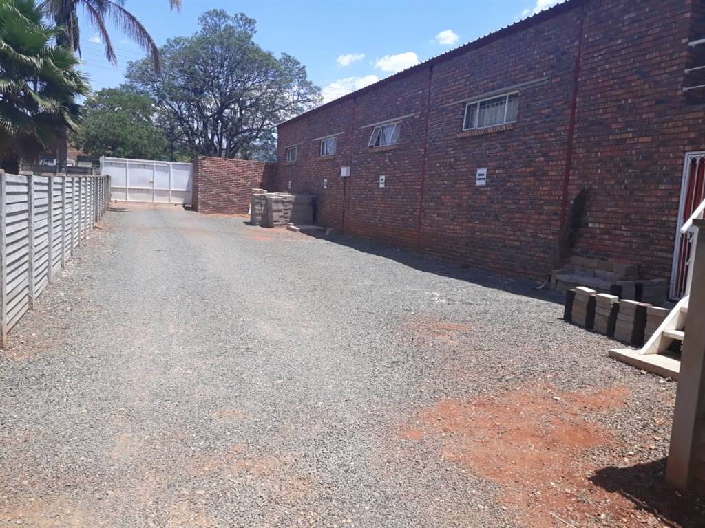 2855 m² Land available in Louis Trichardt photo number 16