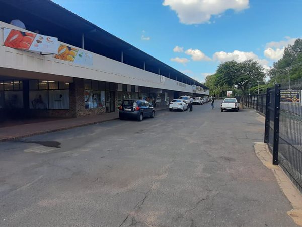 79  m² Commercial space