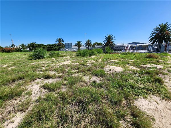 3910 m² Land available in Kuilsriver