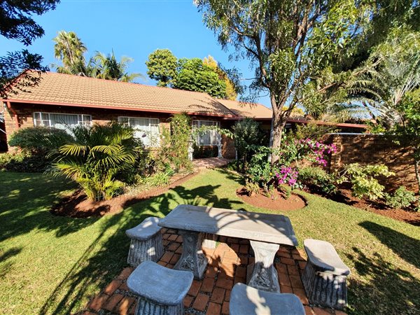2 Bedroom Townhouse 2 Bedroom Townhouse